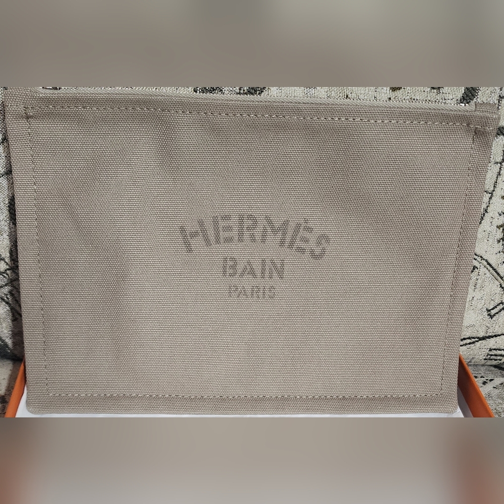 Hermes Authentic Pristine Yachting Beige Unisex Canvas Pouch Retail$700